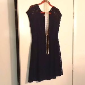 Adam Levine size XL Navy blue lace dreee